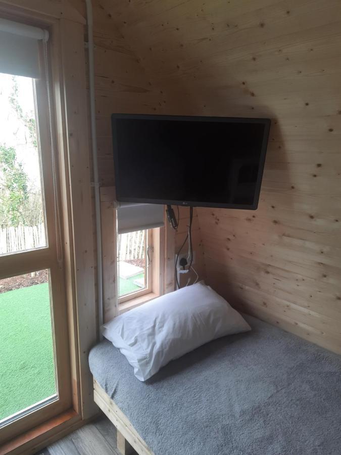 Ivy Hill Glamping Pod Apartamento Ennis Exterior foto