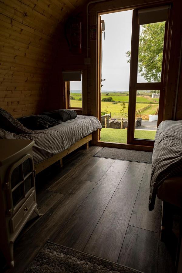 Ivy Hill Glamping Pod Apartamento Ennis Exterior foto